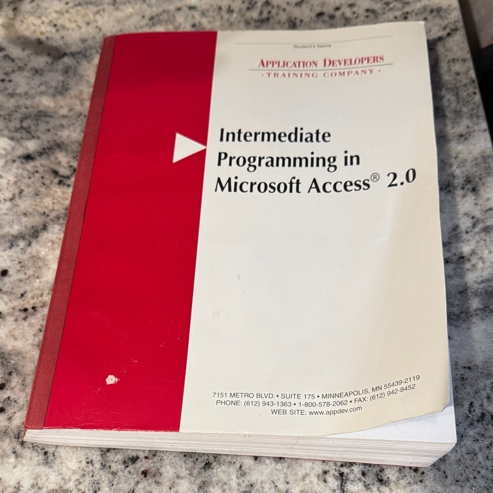 Intermediate Programming in Microsoft Access 2.0 Book